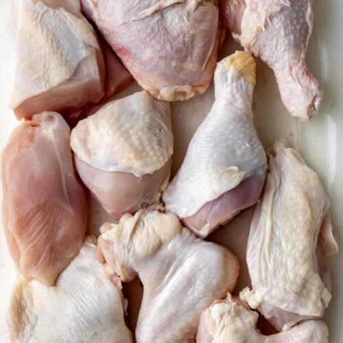 Poulet découpé prêt à cuire